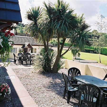 Crossways & Sea View Holiday Apartments Torquay Exteriör bild