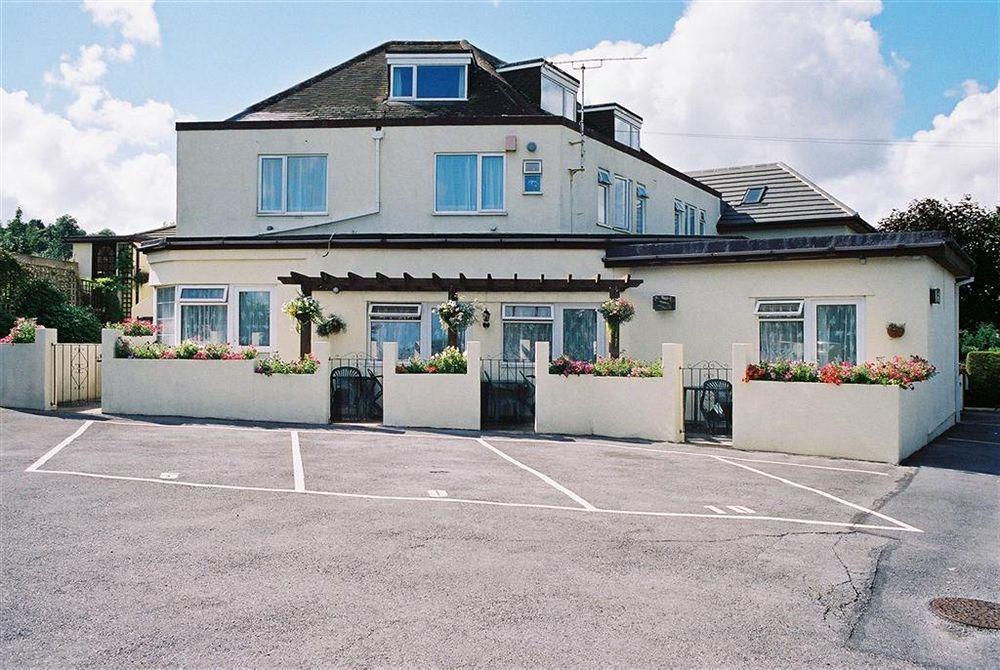 Crossways & Sea View Holiday Apartments Torquay Exteriör bild